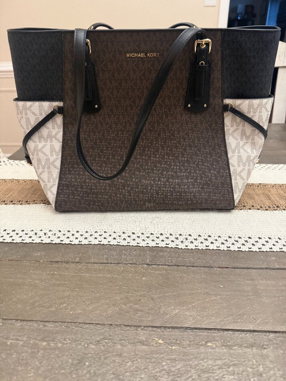 Michael Kors Large Signature Colorblock Tote Bag NWT Brown Vanilla Black w/ Dust